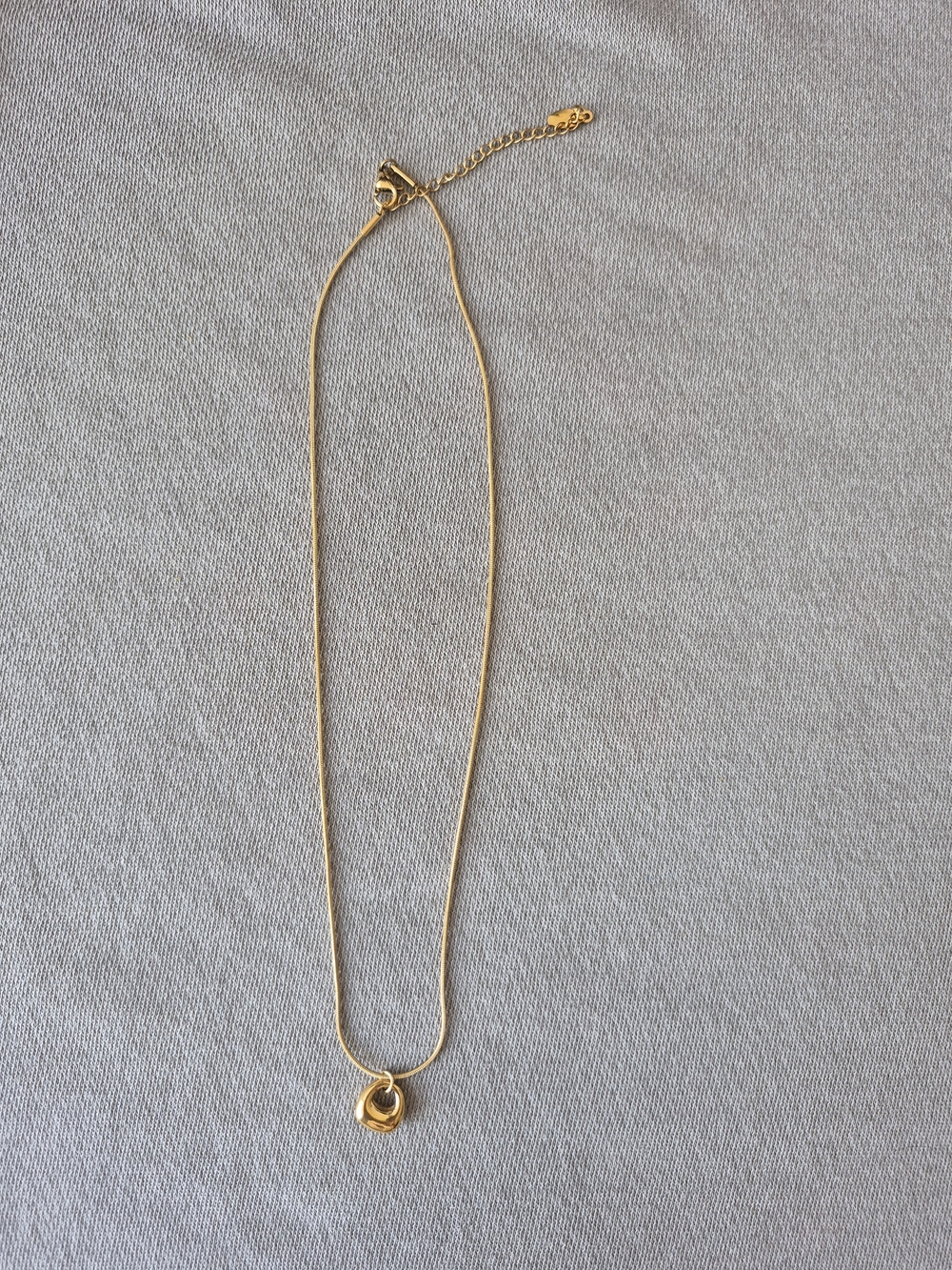 Gold Pendant Necklace